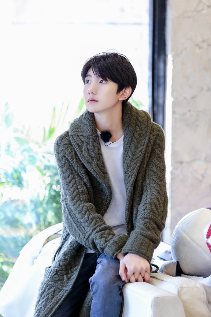 006VXJ2Aly1fmbmnucwb1j32kw3vce88