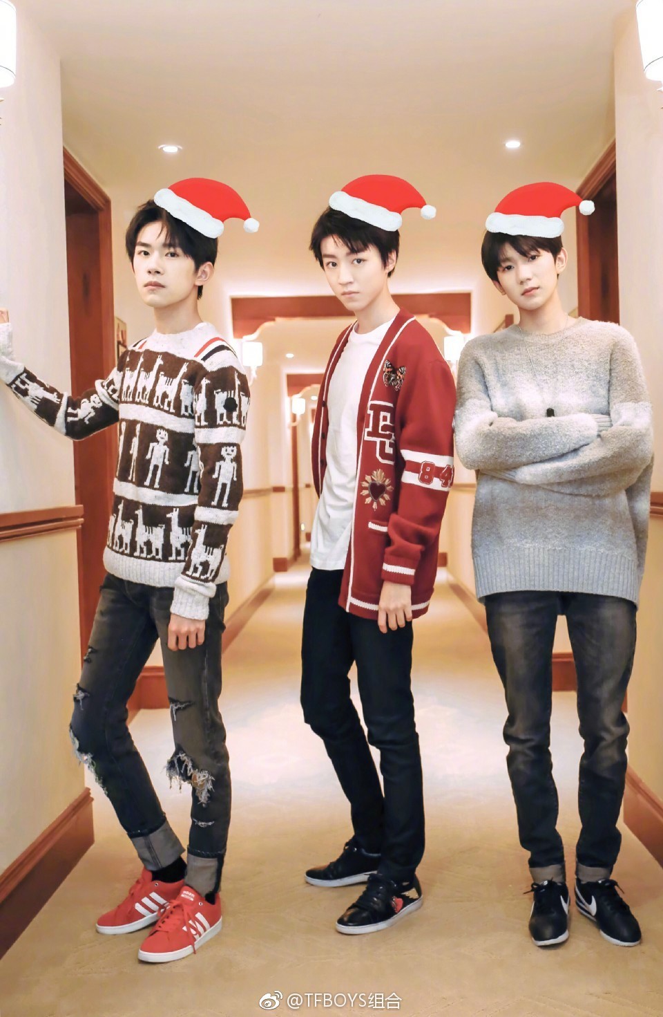 6b8f3d4ely1fmt62vwysrj20qo14v7al