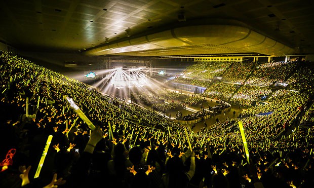 LuHan-Largest-gathering-of-people-wearing-antlers-venue_tcm25-422857