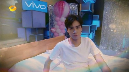 005zkfjLgy1fnnfr1mw04j30k00b9dgl