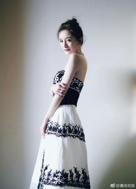 006h0OiHly1fnlrku4oezj30qo10xadt