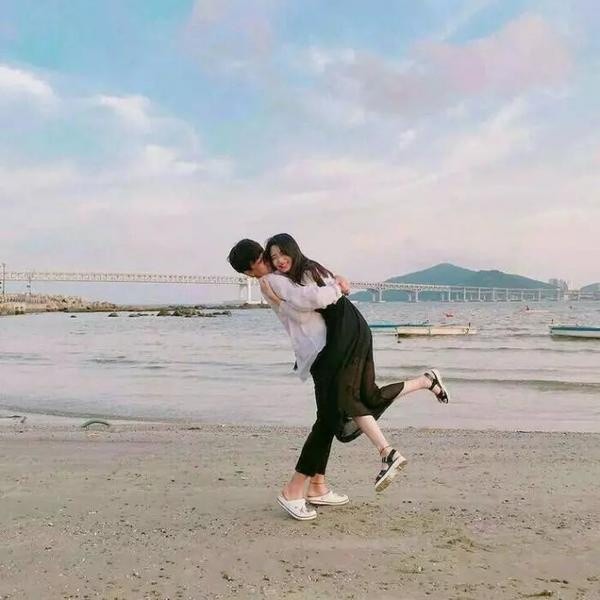 006ruwPfly4fnao6i5l54j30go0gogmd