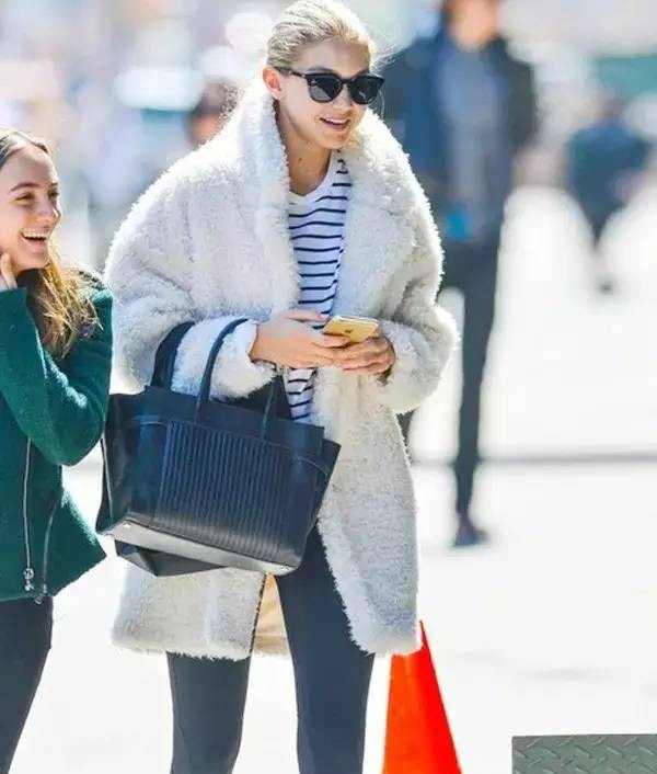 30464b6e565a794b7250