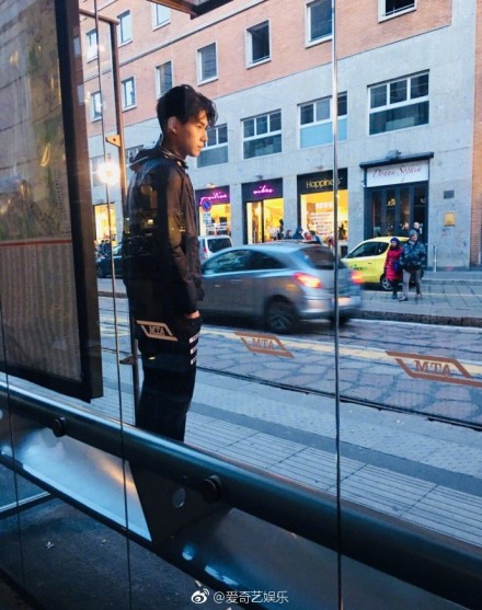 6a165c19ly1fnklprl90jj20j60o9jwt