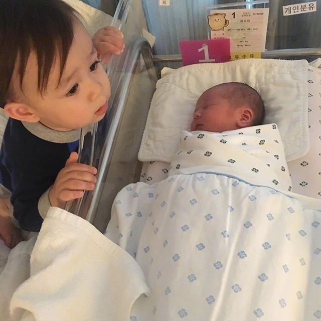 76cf6d7fgy1fn8z3btbclj20hs0hs0tv