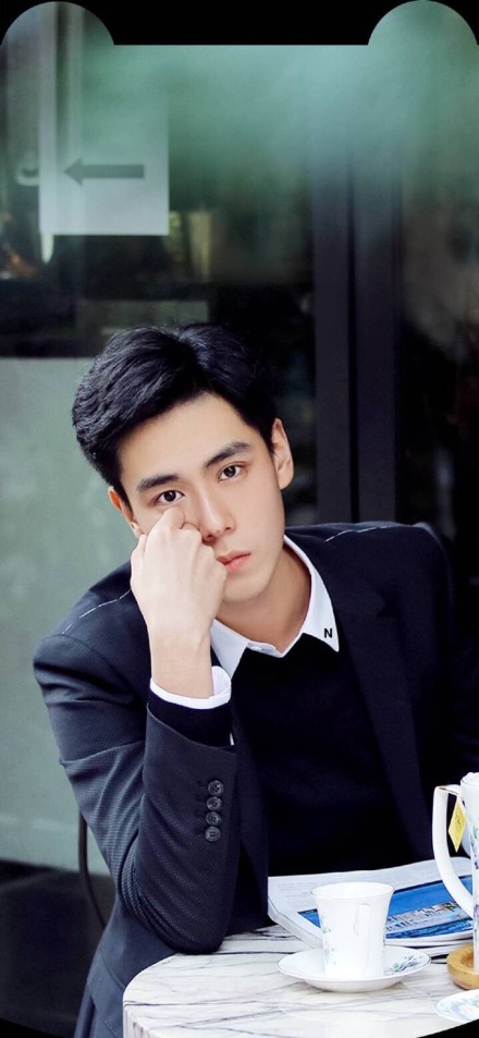 7a22d1e6fgy1fnq9j686l5j20k017badn