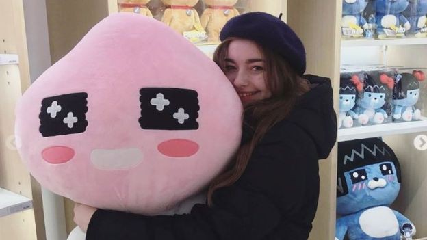 _99661312_stephanie2