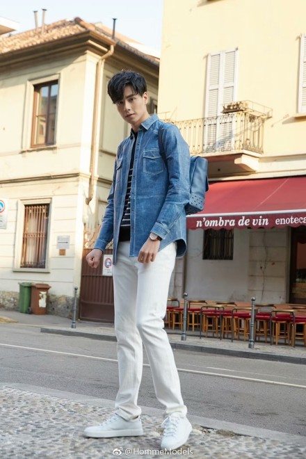 c242db8cly1fnkjxwohy6j20u0190x4u