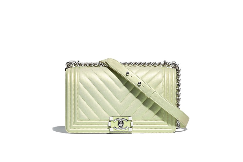 chanel-handbag-spring-summer-2018-pre-collection-_0013_boy_chanel_handbag-sheet.png.fashionImg.hi-1