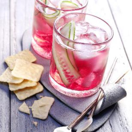 cranberry-gin-tonic-,id=76cbf925,b=lecker,w=440,h=440,cg=c