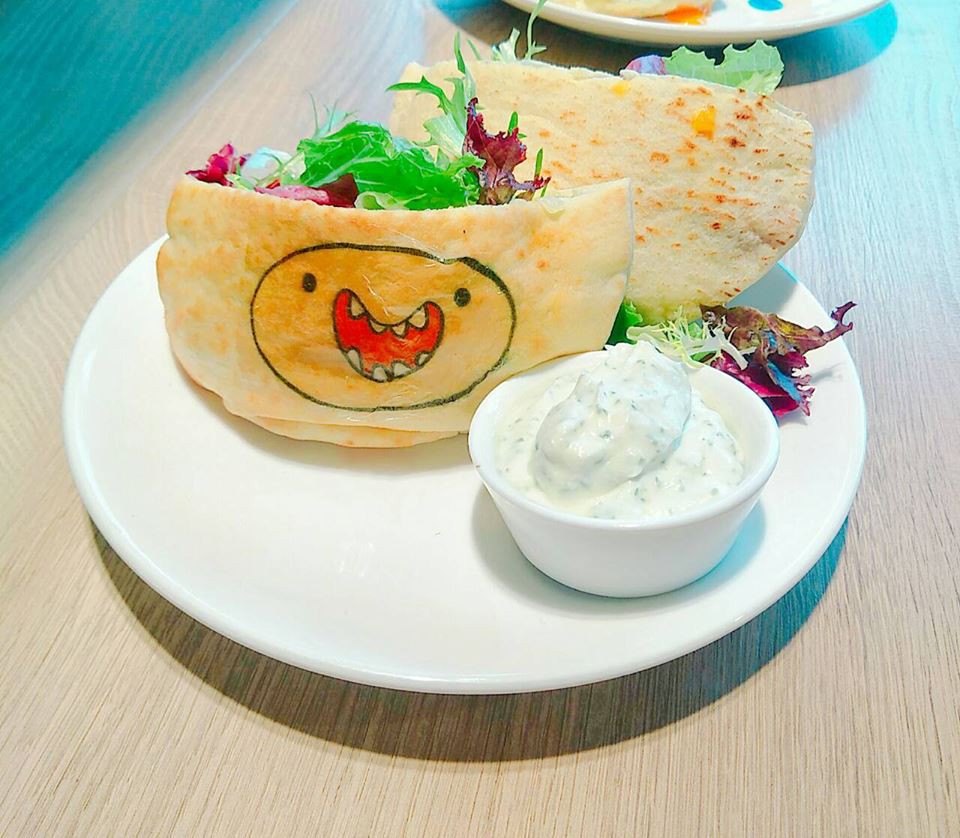 26168097_418508375271602_7372479446834831329_n