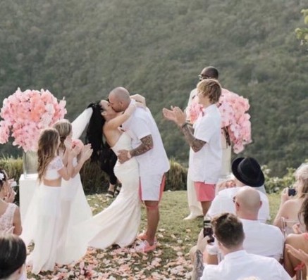 70623bbbgy1fonz5x75i7j20s50qoaei