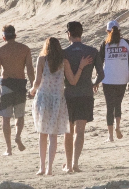 9e756b8fly1fni69j3pg1j20it0saqv5