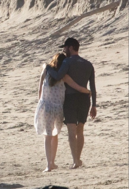 9e756b8fly1fni69x090xj20iv0sdqv5