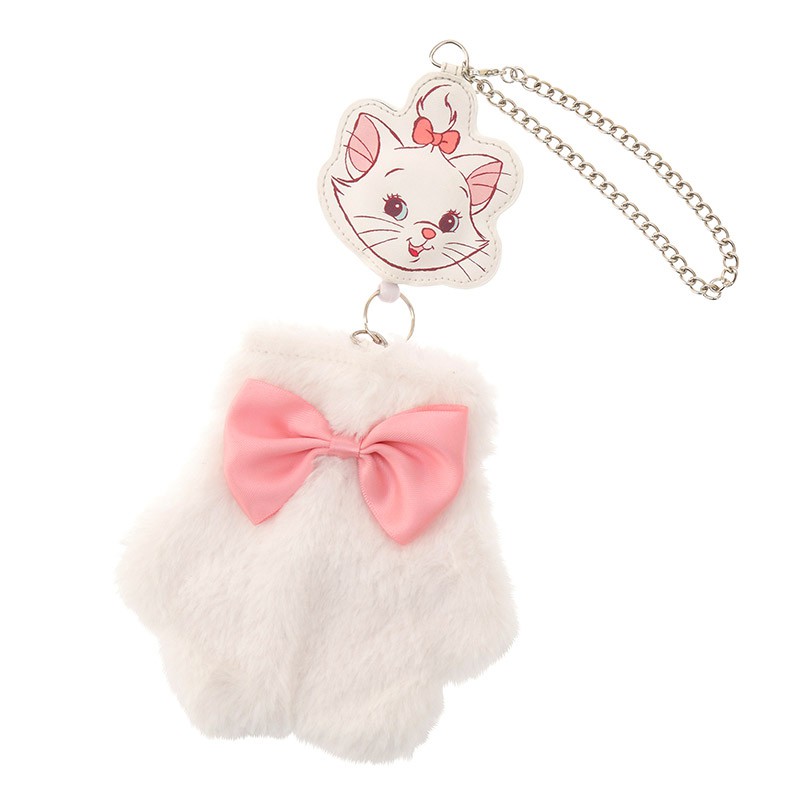 Q218CAT_PASS_POUCH_MR
