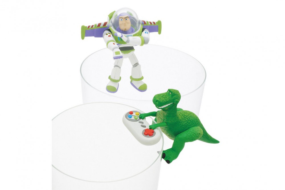 https_hk.hypebeast.comfiles201701putitto-x-toy-story-02