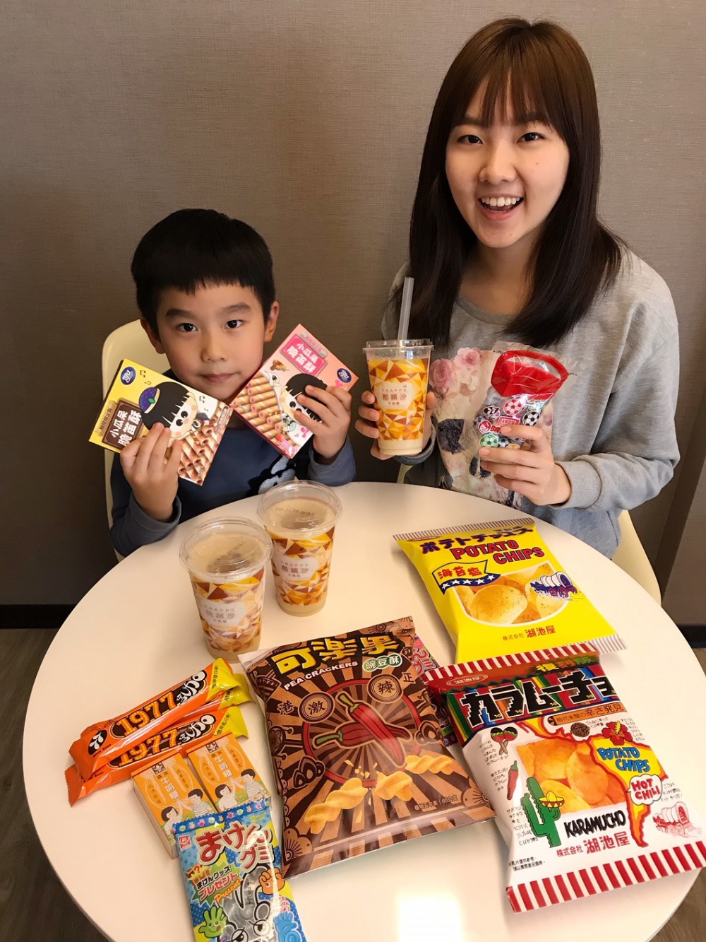 全家因應兒童節，推出一系列復古零食，讓消費者重溫兒時回憶