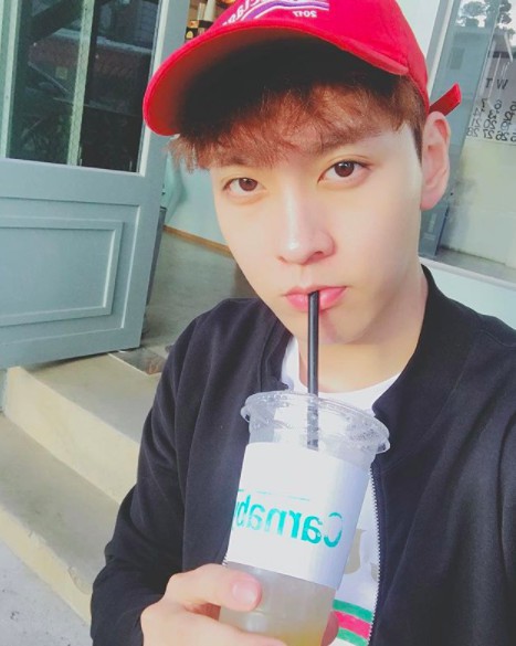 螢幕快照 2018-03-07 下午12.40.23