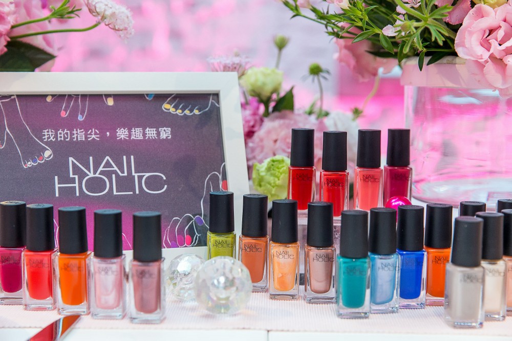 記者會現場情境照-Nail Holic 指甲油