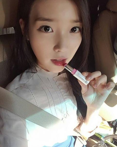 d2313b1b93d2d3123bb5a20cb43d822a