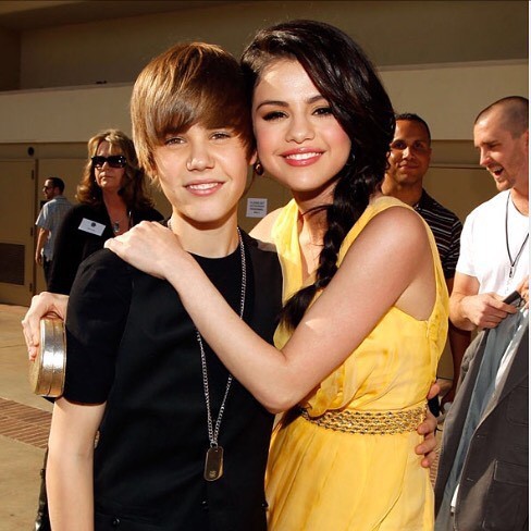 justinselena1_22_13266669_493612650837826_1595096511_n