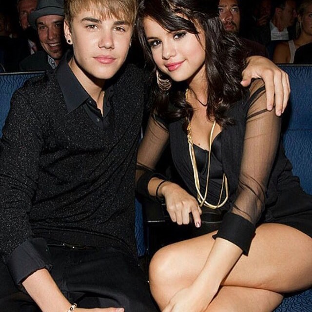 justinselena1_22_13277579_1080456265358633_873001339_n