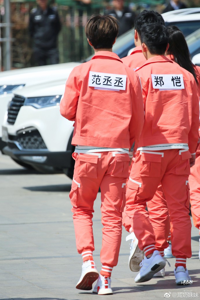 0060VnjAgy1fqizpghw9jj32a23f2u0y