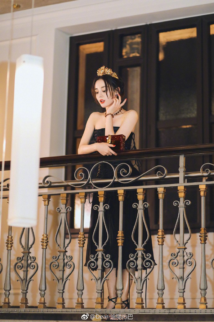 63885668ly1fov5fyk7dmj21jk2bce81