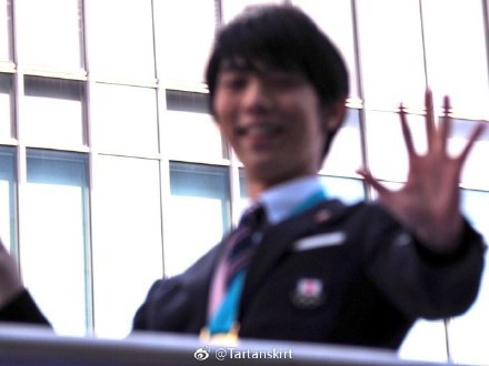 9dc371d6ly1fqmk6zazbwj20iw0e6gmx