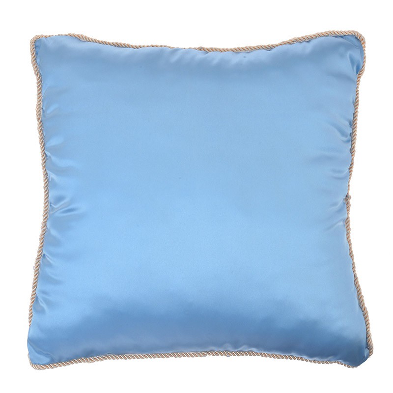 Q318GF_CUSHION_ALICE_1