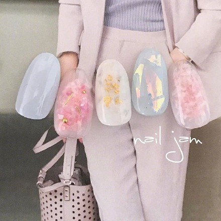 aeebd2e9gy1fpjcawsbm6j20hs0hstbn