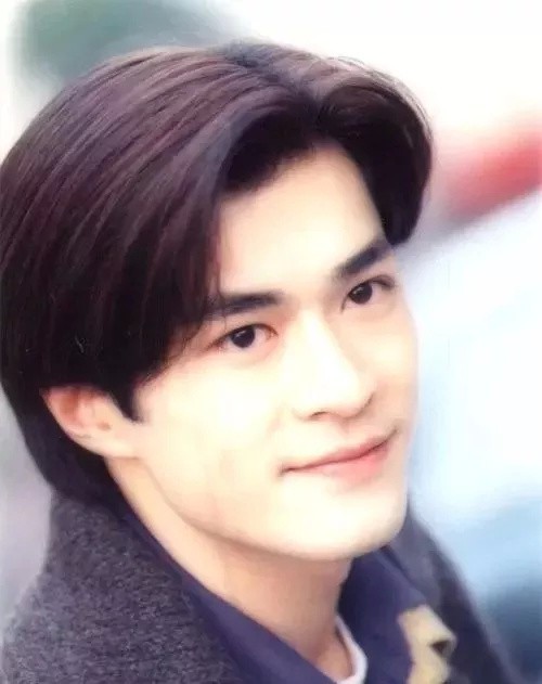 eb358b03ly4fqeiftqg9mj20dw0hjdg0