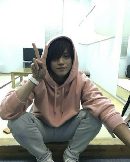 0062YxhLly1fqwauwv6ggj30pg0xcwhh