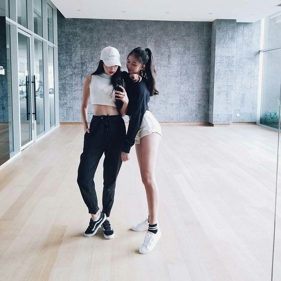 0b410aa22fdda8fb476d5a4d562e627c