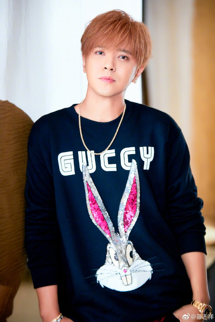 6a5de23dgy1foysyhx98mj22kw3vc4qu