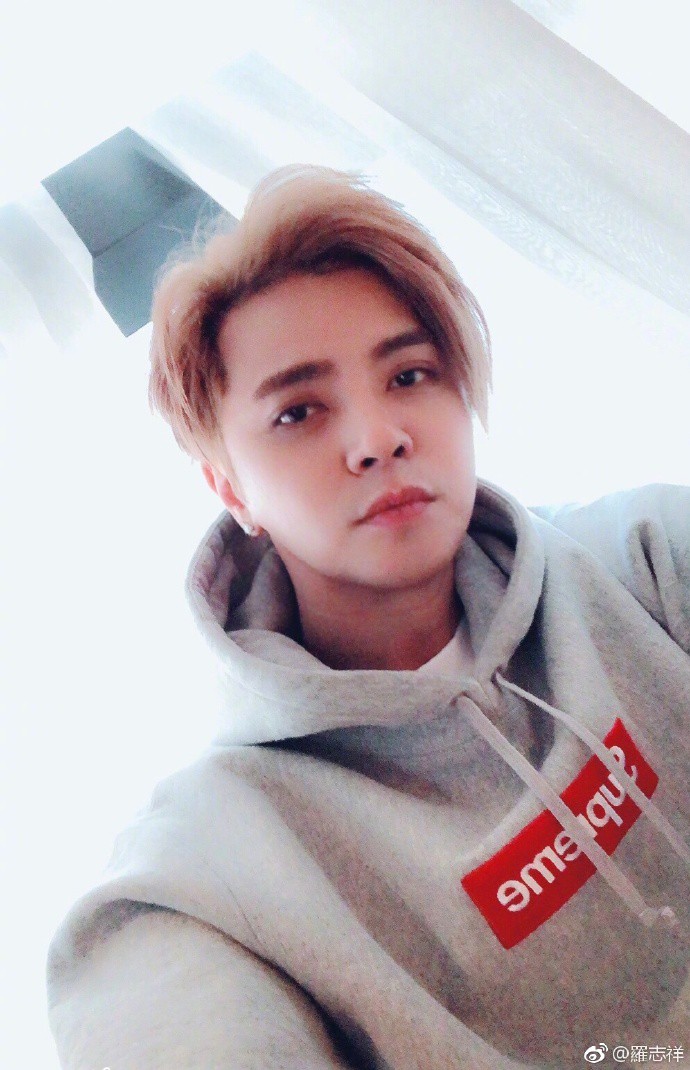 6a5de23dgy1fpkf38ysxuj20ro16xwpb