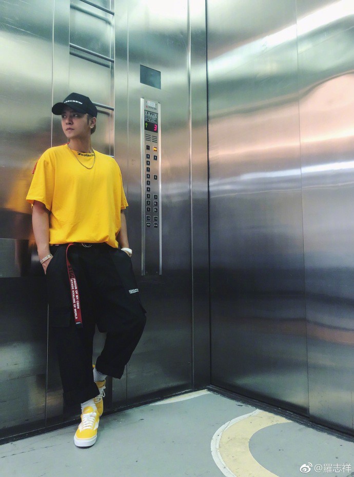 6a5de23dgy1fqr2952c45j21w02jmkjl