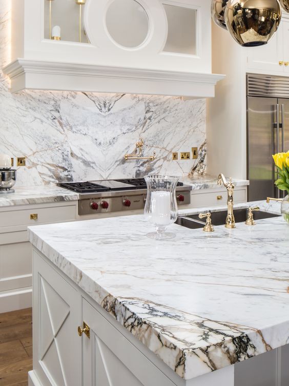 c9943fe9a4f1a5abef8c50569d5a2f62