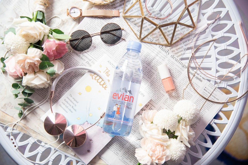 【圖3】evianR推出Love Paris三款限定版瓶身,重現巴黎經典地標:艾菲爾鐵塔,凱旋門和巴黎聖母院,預計全球再掀一波收藏熱潮。