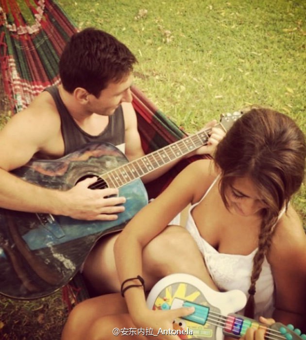 005HA6QUjw1epm0mfq04xj30hi0jgq5e