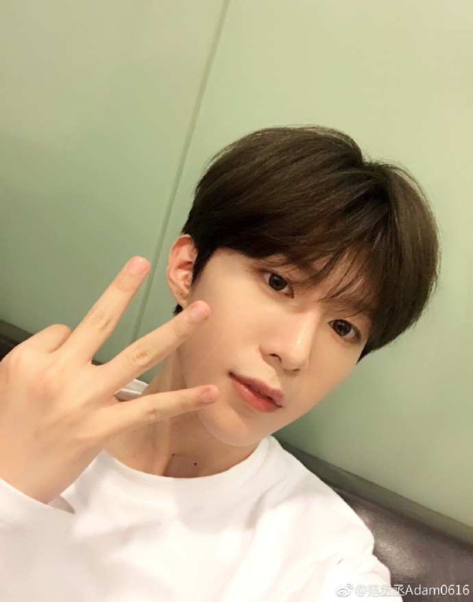 005Q6c0Fly1fqnje7wvhlj31ho1w9kjm