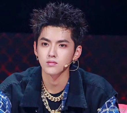 006TwWB7gy1ftafu5okadj30lf0j4dhb