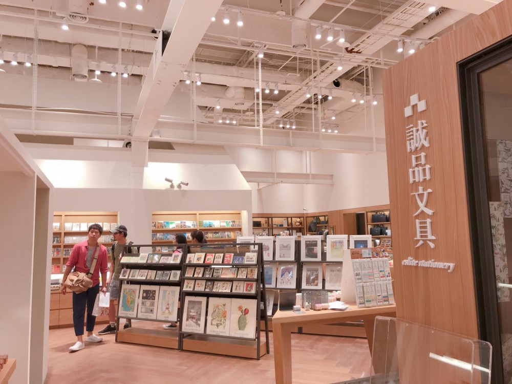 42178462_266375057318734_7951026986602725376_n