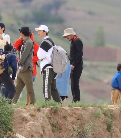 60e01d67ly1ft5udxnyn1j20b00ci3zx