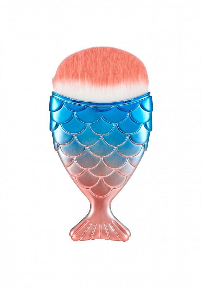 o8ujz7zl4moos04kogsw88wwpcnre6-700x1000