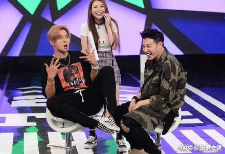 00705vAVgy1ftzs4ubtvaj30c808dab9