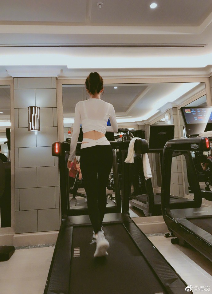 471182a5gy1fraxc2ddjjj21rp2g8npj