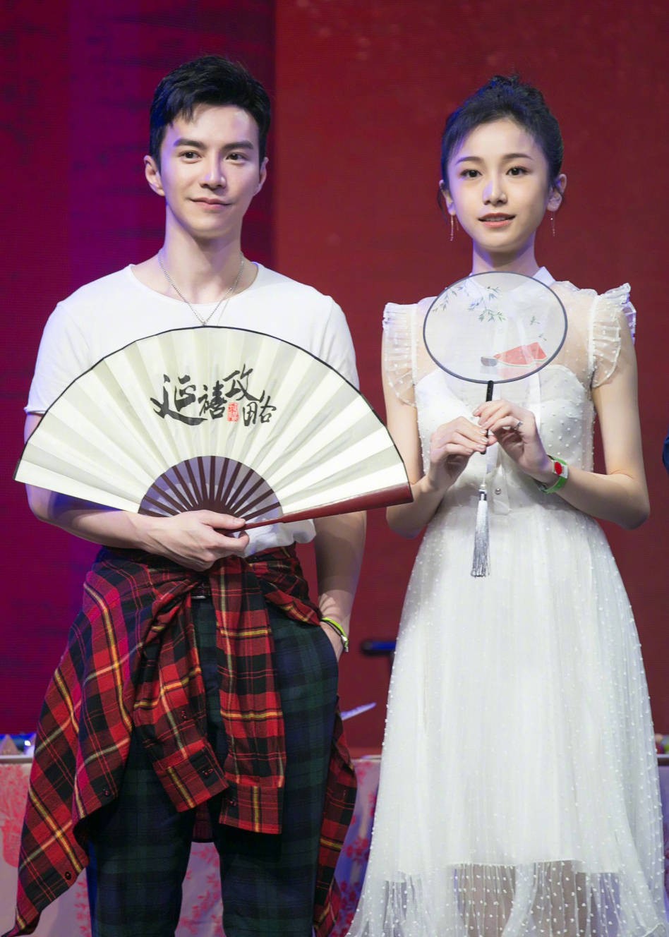 61fe3daagy1fuo9nept74j20qc10wn11