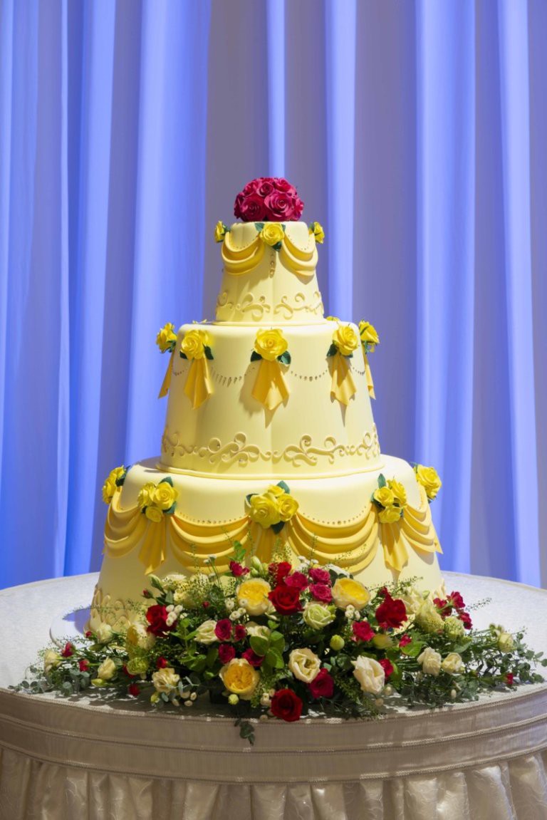 723cf267d39ebdaee706bf4edfe03af8-768x1151