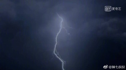 a88b13ealy1ftwve0cqhnj20rs0fhwf8